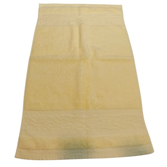 Wellesley Manor Damask Cotton Towel Set 2 Large Hand 1 Washcloth Butter Yellow - Picture 4 of 10